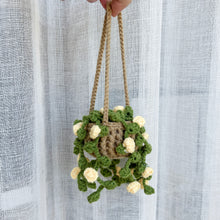 Load image into Gallery viewer, String of Pearls Pothos Crochet Pattern
